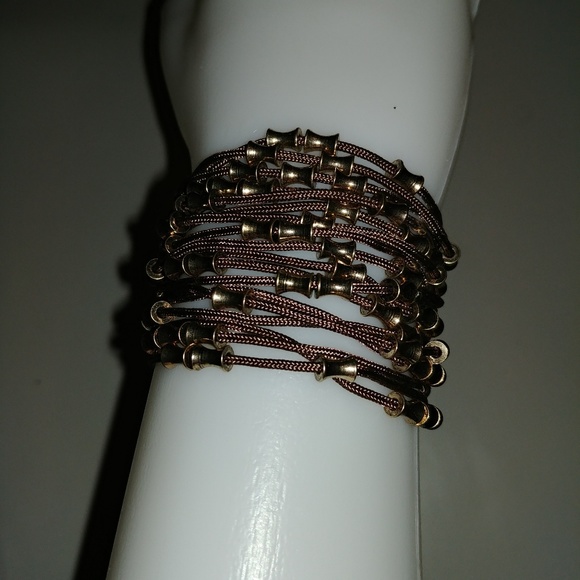 Jewelry - 👽 5/$15 Fashion Bracelet